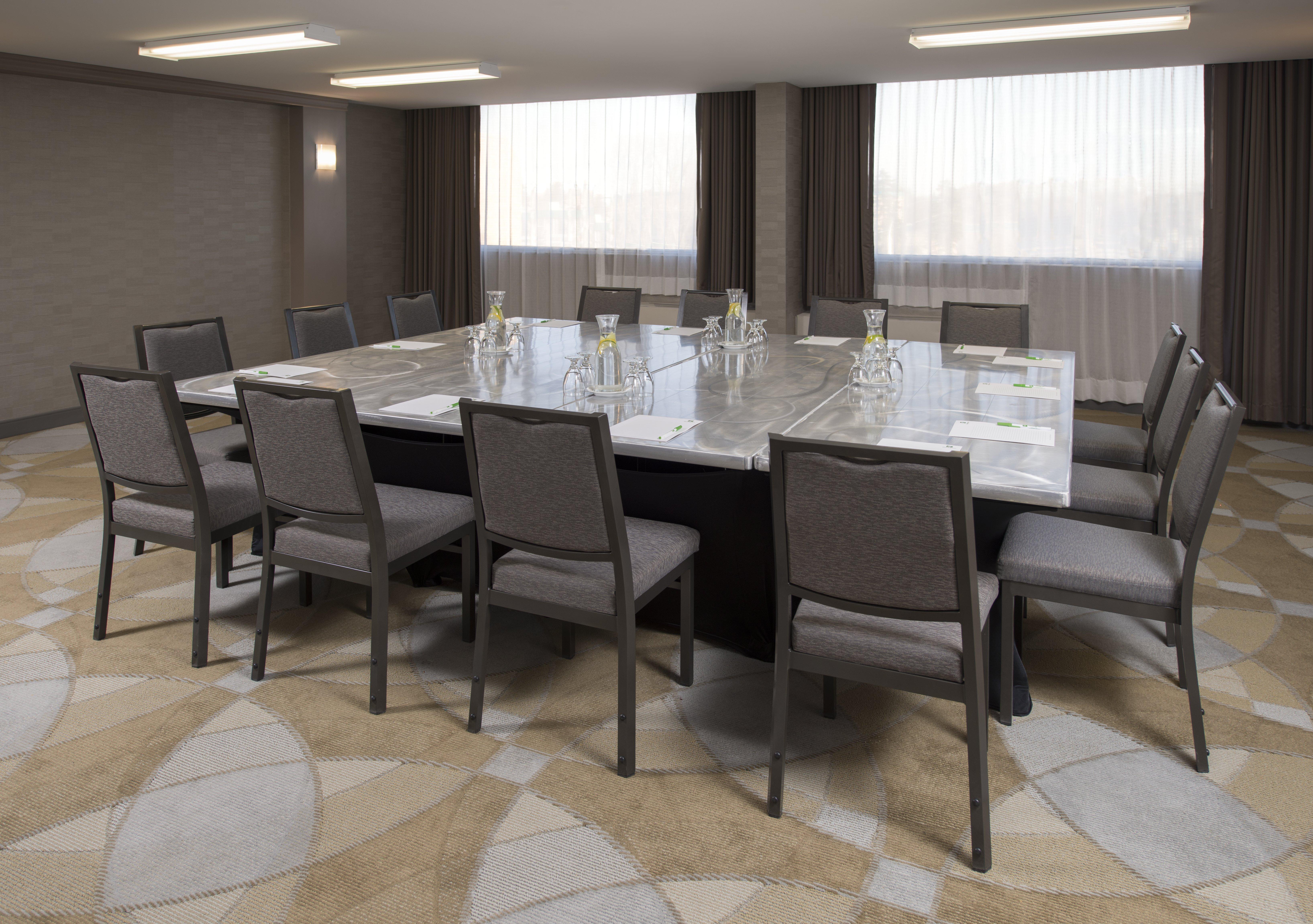 Holiday Inn Winnipeg-South By Ihg Dış mekan fotoğraf