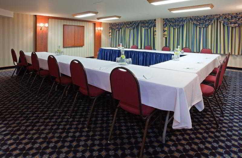 Holiday Inn Winnipeg-South By Ihg Dış mekan fotoğraf