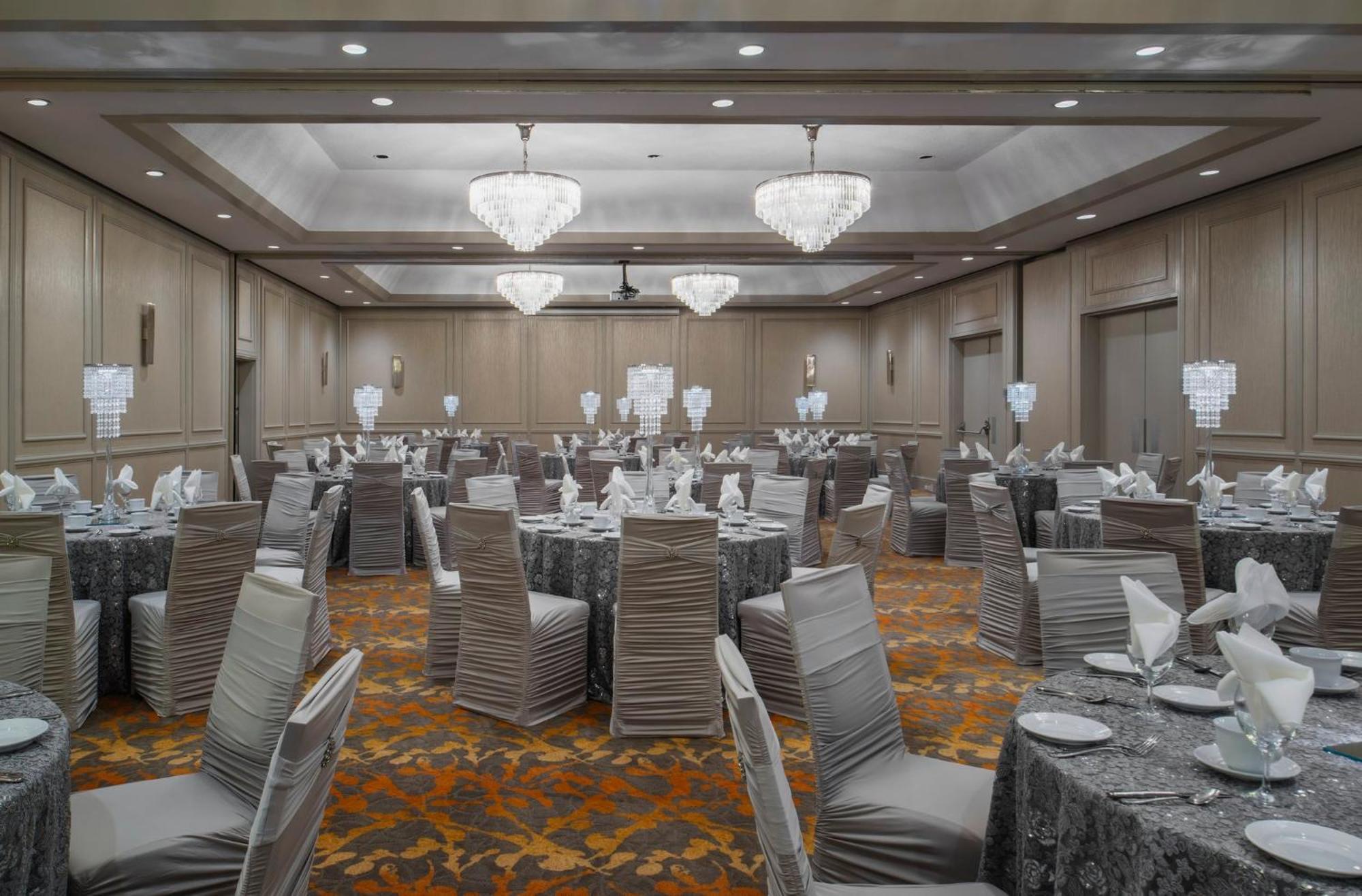 Holiday Inn Winnipeg-South By Ihg Dış mekan fotoğraf