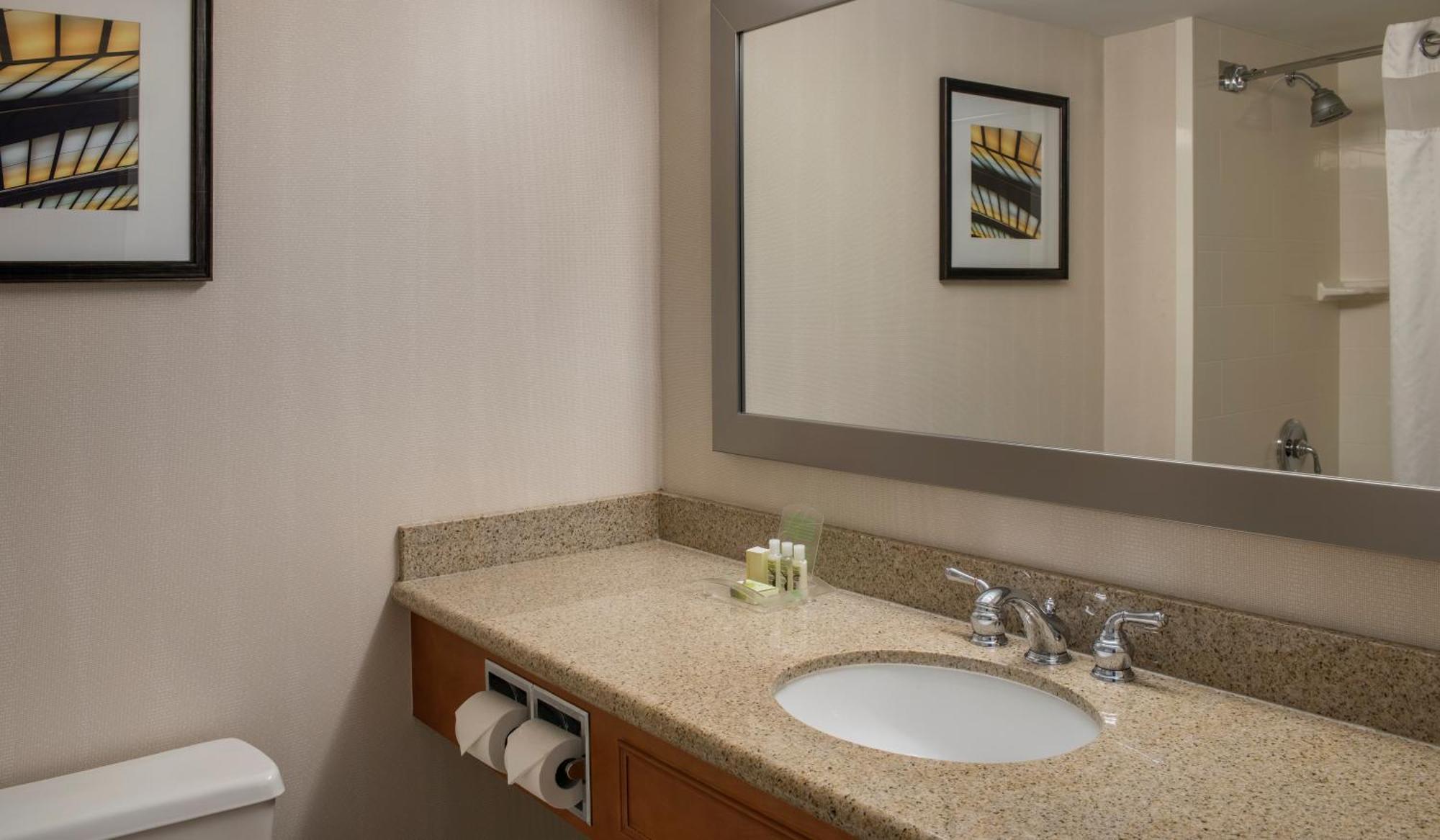 Holiday Inn Winnipeg-South By Ihg Dış mekan fotoğraf